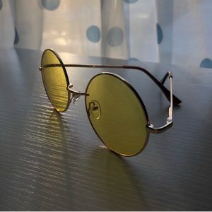 Round Tinted Sunglasses